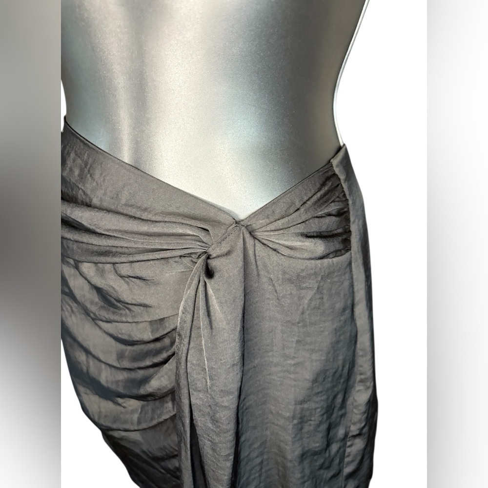 Naked Zebra women’s tie on the side and a draped, layered look black mini skirt - Picture 7 of 9